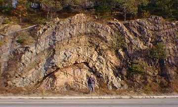 piega-anticlinale