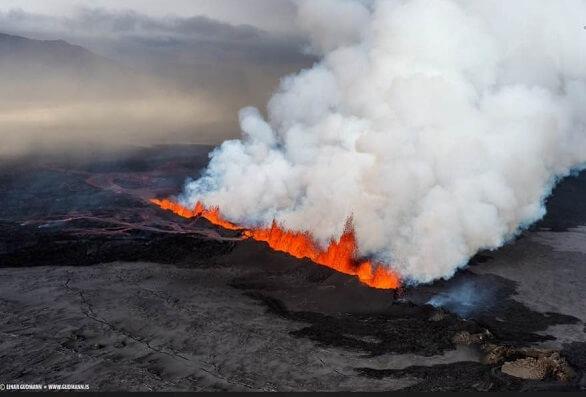 Vulcano Fessurale