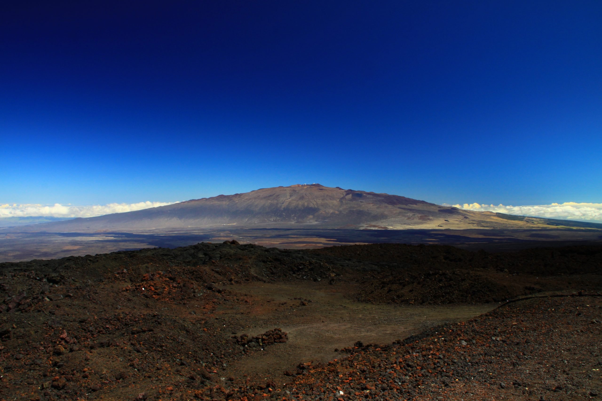 mauna-kea-from-mauna-loa