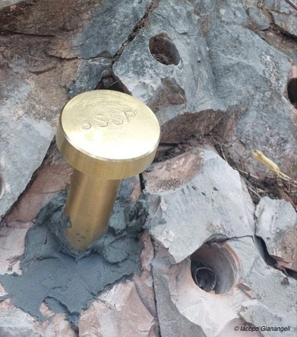 Chiodo d'oro alla Gola del Bottaccione